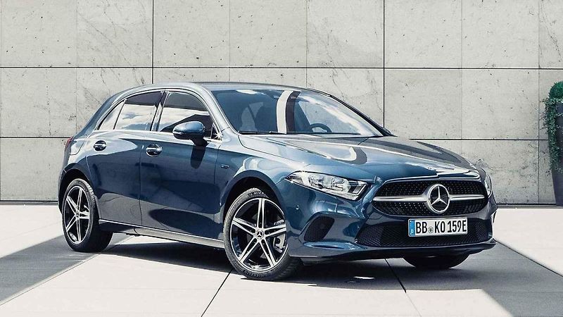 Mercedes-Benz A250e a B250e