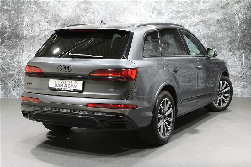 Audi Q7 3,0 TDI Quattro S-Line - fotka 5 z 35