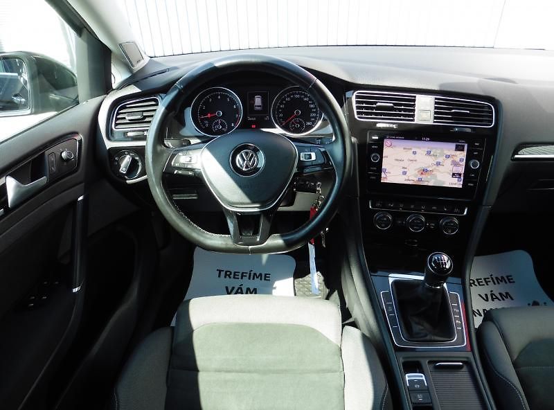 Volkswagen Golf Variant 1.5 TSi Highline Navi - fotka 10 z 14
