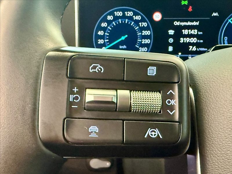 Hyundai Santa Fe 1,6 T-GDI STYLE PREMIUM BOSE - fotka 16 z 29