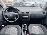 Škoda Fabia (2007) 1,2 HTP 40 KW STK SK - náhled 23