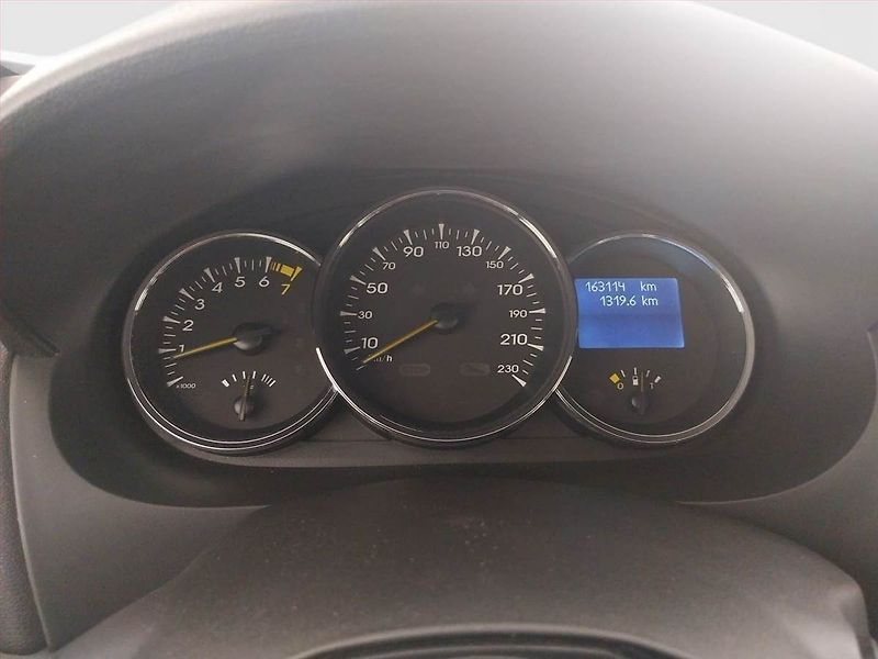 Renault Mégane (2010) 1.6 16V, po STK, Tažné - fotka 11 z 17