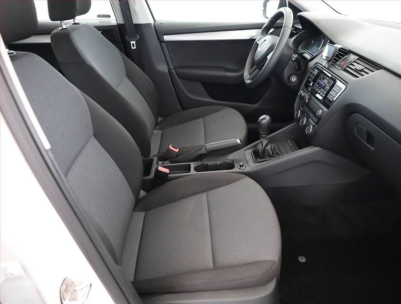 Škoda Octavia (2016) 1.6 TDI - fotka 7 z 15