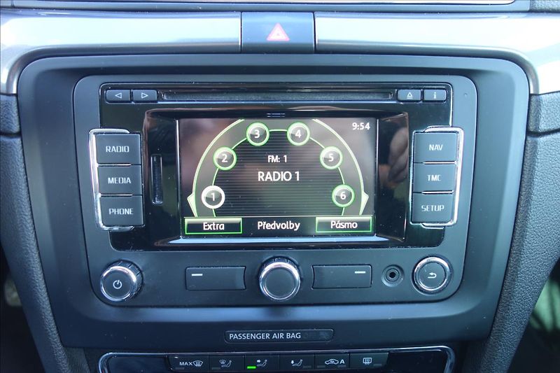 Škoda Superb 2,0 TDi 103KW,ČR,ACTIVE,4x4. - fotka 25 z 35
