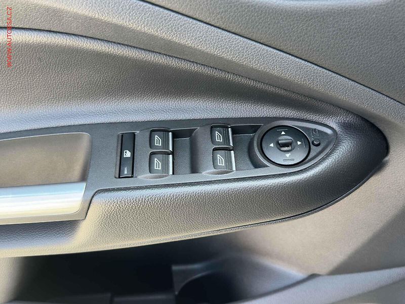 Ford Kuga (2018) 1.5 EB, ČR, LED, navi, park - fotka 11 z 17