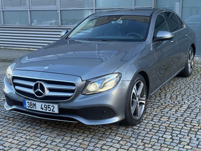 Mercedes-Benz Třídy E (2016) - fotka 51 z 51