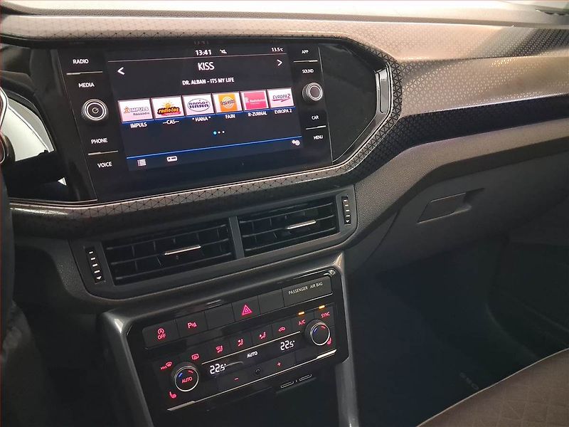 Volkswagen T-Cross (2019) 1.0 TSI, Serv.kniha, Kůže - fotka 12 z 25