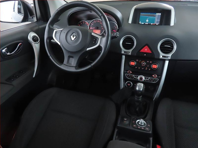 Renault Koleos (2011) 2.0 dCi, 4X4, Serv.kniha - fotka 7 z 17