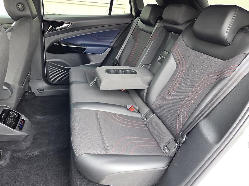 Volkswagen ID.4 GTX 220kW 4Mot. SOH 93% ČR 1.m - fotka 11 z 23