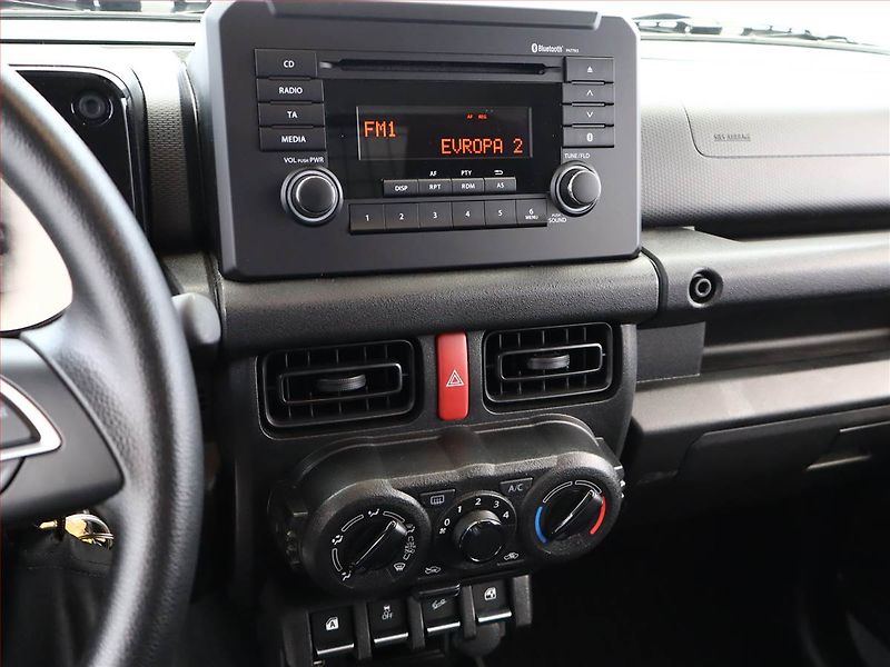 Suzuki Jimny (2024) 1.5 AllGrip - fotka 9 z 15