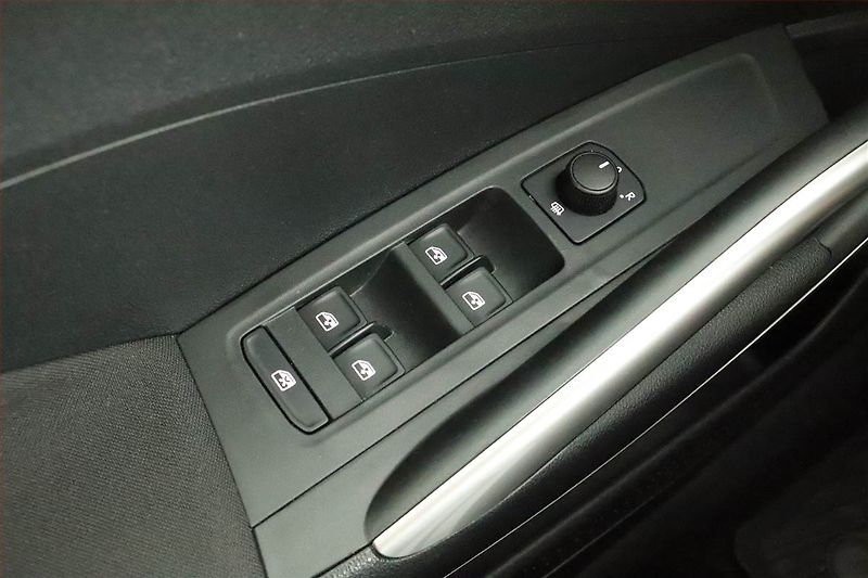 Škoda Fabia (2023) Style 1.0 TSI, ČR,1.maj - fotka 11 z 14