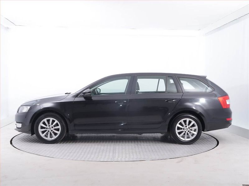 Škoda Octavia (2014) 1.6 TDI, ČR,1.maj, Tempomat - fotka 3 z 17