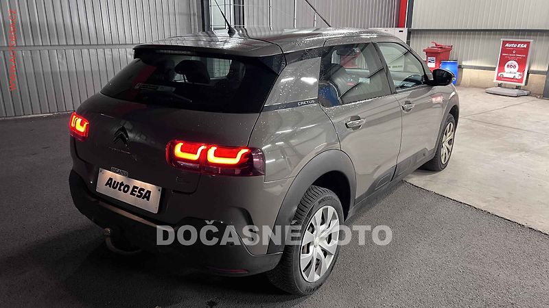 Citroën C4 Cactus (2019) 1.2 PT, 2.maj,ČR, Feel - fotka 2 z 3