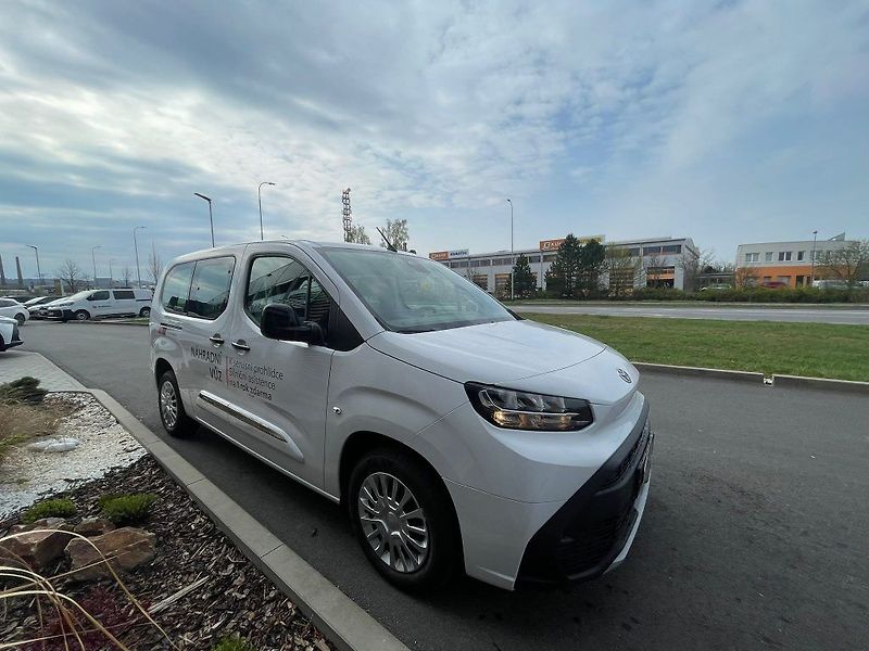 Toyota ProAce City Verso 1.5 L D manuál - fotka 8 z 29