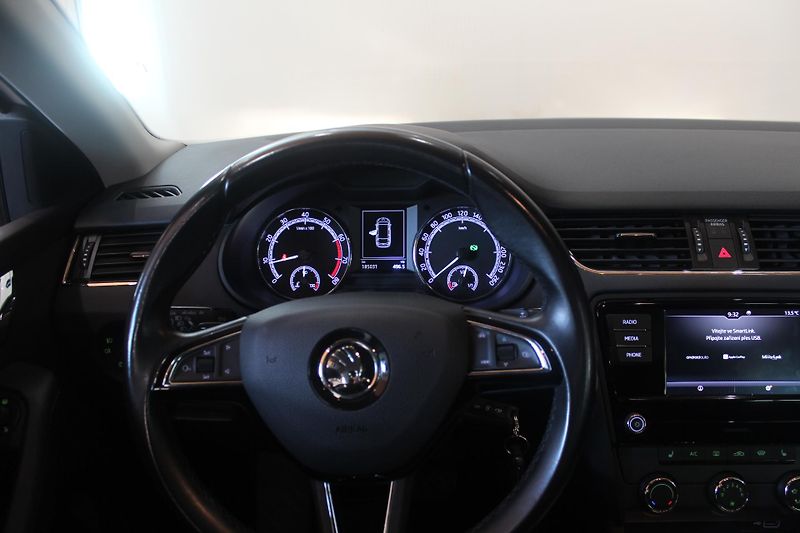 Škoda Octavia (2019) 2.0TSI DSG 4x4 140kW  - fotka 26 z 29