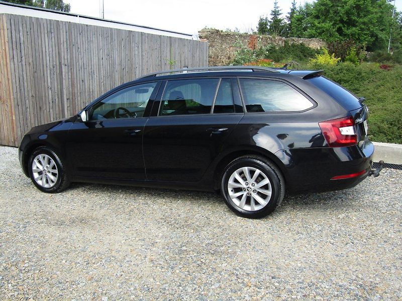 Škoda Octavia (2019) 1.5 TSI 110kW DSG - fotka 5 z 40