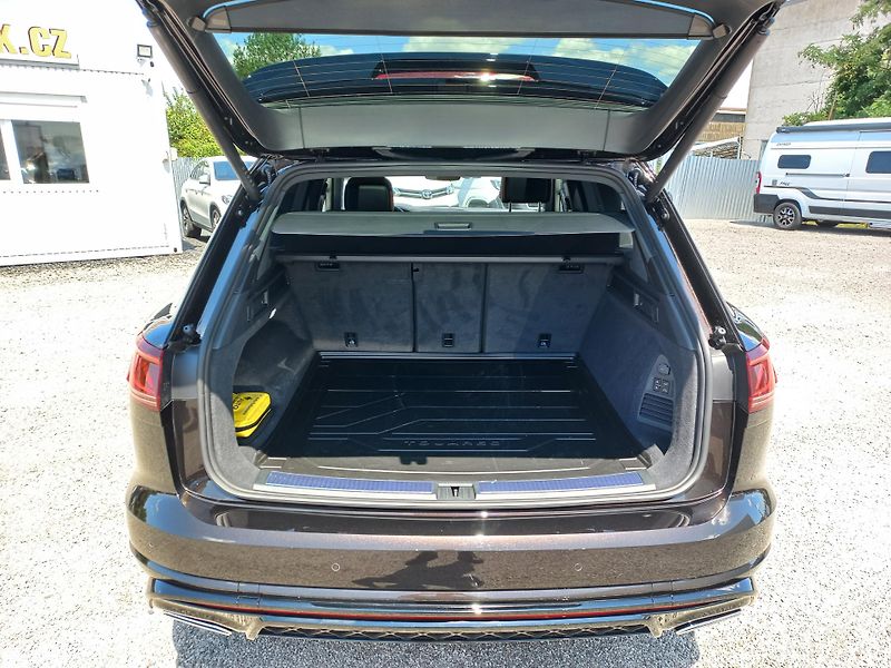 Volkswagen Touareg (2026) 3.0TDi 210kW Final ed. ČR DPH - fotka 12 z 28