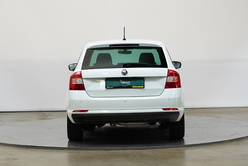 Škoda Rapid - fotka 6 z 25