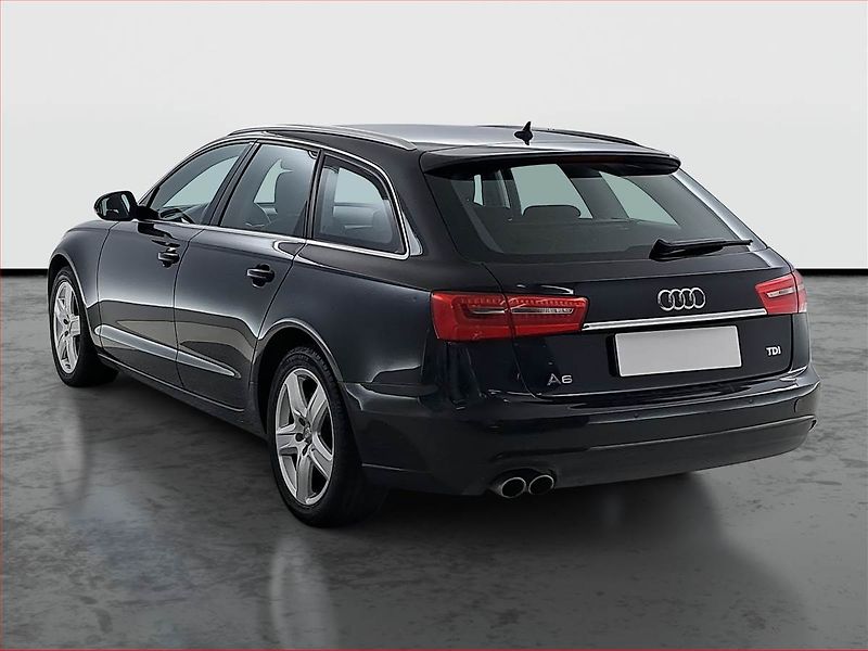 Audi A6 (2013) Design 2.0 TDI, Serv.kniha - fotka 4 z 18