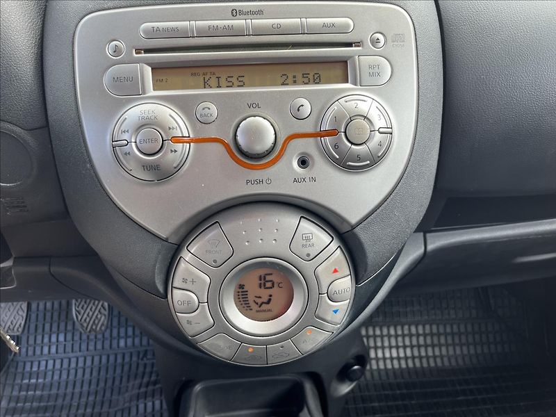 Nissan Micra 1,2 i KLIMA ALU  SERVIS - fotka 17 z 38