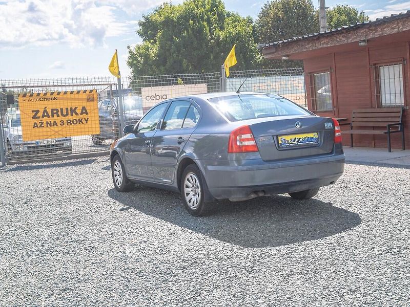 Škoda Octavia (2008) ČR 2.0TDI 103KW man – DIGI - fotka 7 z 37