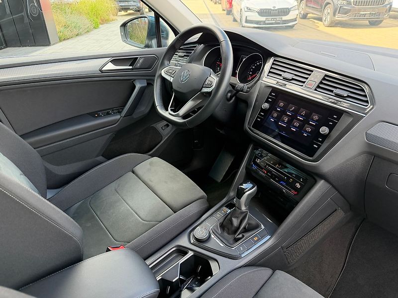 Volkswagen Tiguan Life  2,0TDI 110kW DSG - fotka 22 z 22