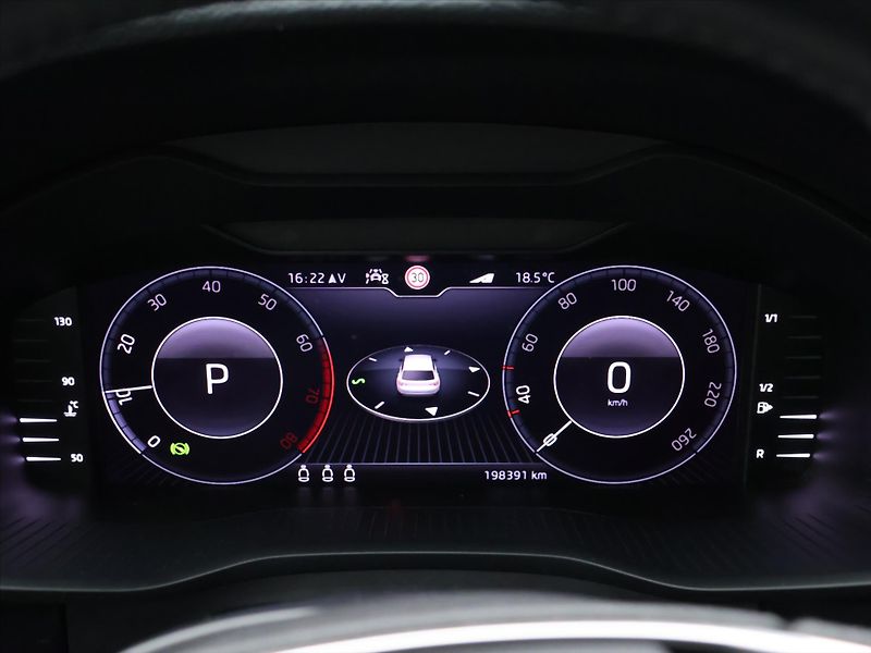 Škoda Kodiaq 2,0 TSI DSG Style 4x4 1Maj DPH - fotka 20 z 34