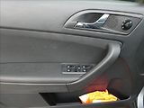 Škoda Yeti 1,8 TSI 118 kW Experience 4x4 - náhled 32