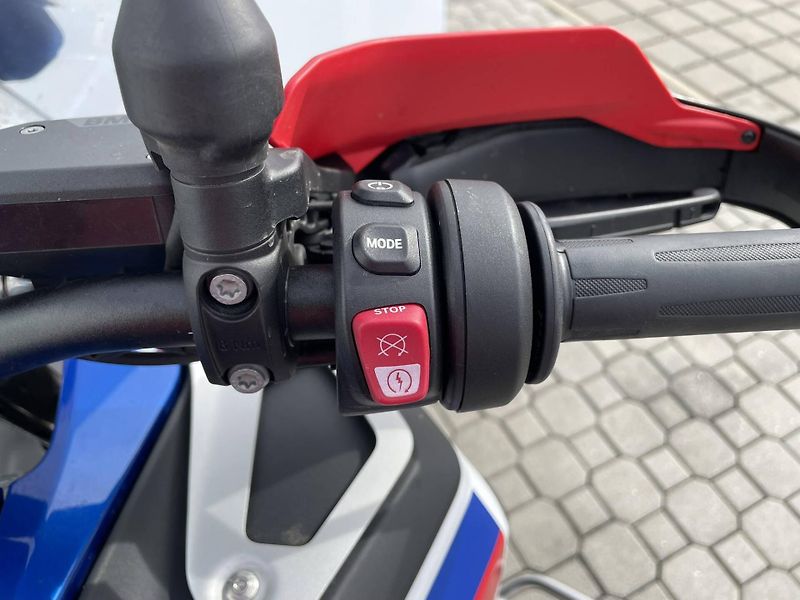 BMW (2026) R 1300 GS Adventure - fotka 16 z 16