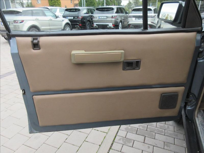 Land Rover Range Rover 3,9 i V8 EFi ,3d,manuál  Class - fotka 13 z 28