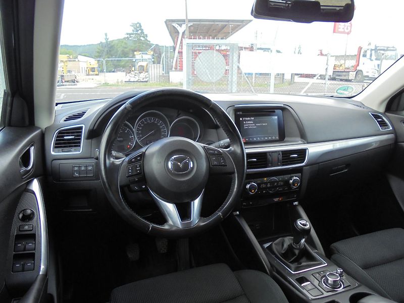 Mazda CX-5 (2015) 2.2 D AWD - 4x4 - SKYACTIV  - fotka 8 z 12