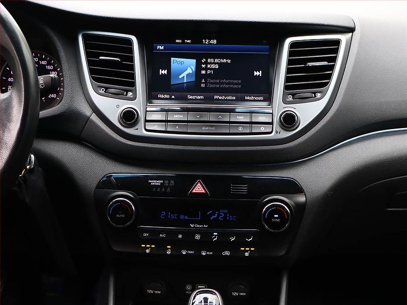 Hyundai Tucson (2016) 1.7 CRDi, Serv.kniha, Navi - fotka 10 z 16