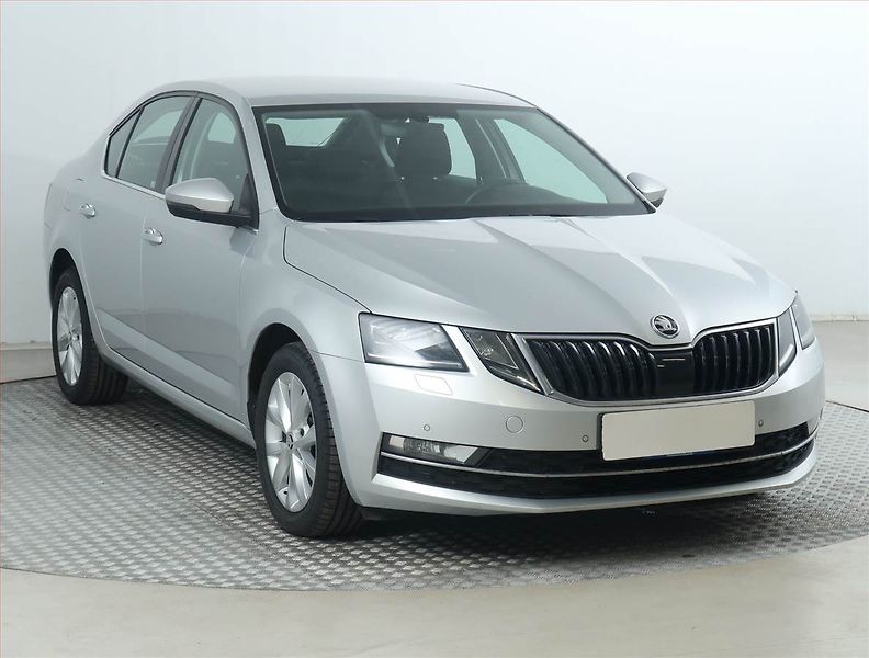 Škoda Octavia (2018) 1.6 TDI, ČR,1.maj, Tempomat - fotografie inzerátu