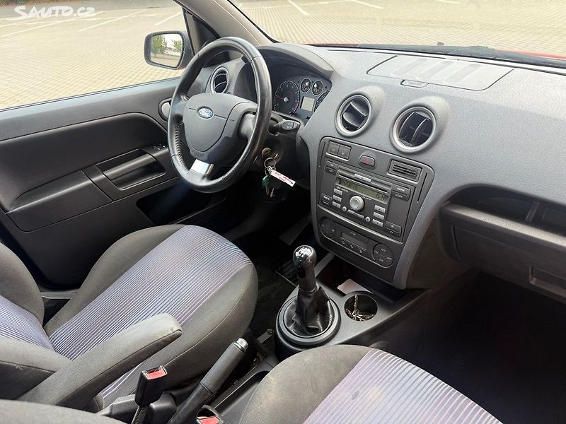 Ford Fusion (2009) 1.4i+LPG, 59kw Původ ČR - fotka 10 z 17