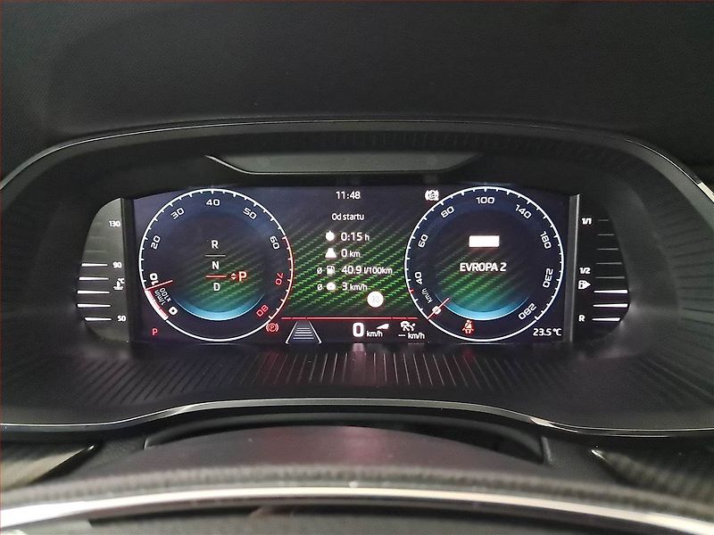 Škoda Octavia (2023) RS 2.0 TSI - fotka 11 z 20