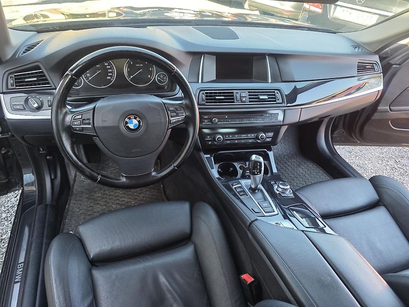 BMW Řada 5 525 D 160KW Automat TZ - fotka 18 z 20