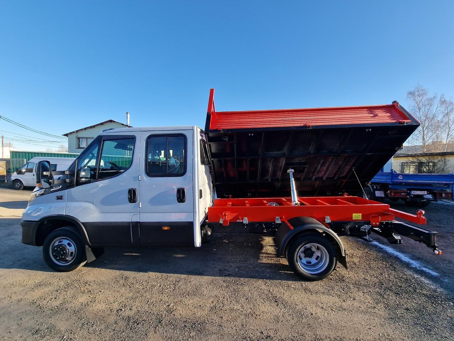 Iveco Daily DCAB, SKLÁPĚČ, NOVÝ MODEL! — foto 7