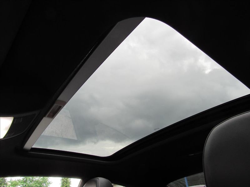 Audi A5 3,0 TDi 176kW Manuál Quattro - fotka 25 z 30