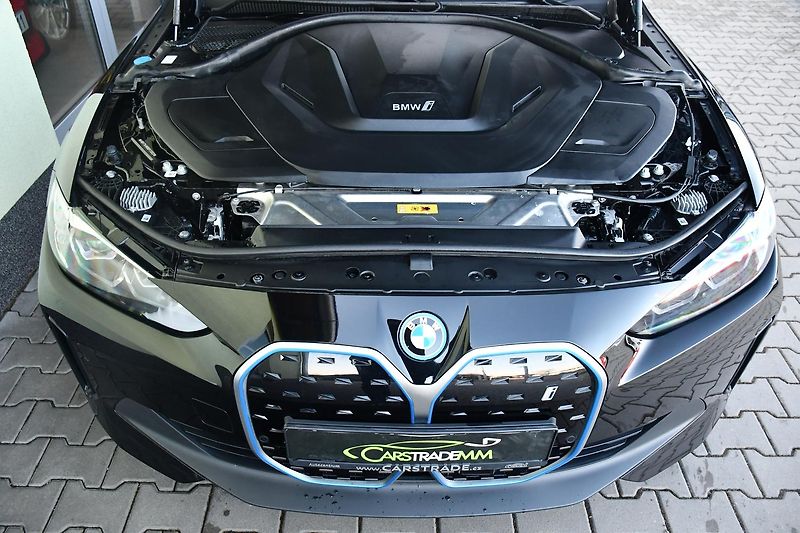 BMW i4 eDrive40 NAV REZERVACE - fotka 39 z 41