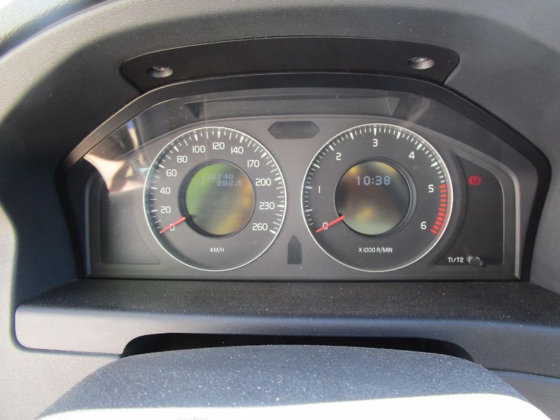 Volvo V70 - fotka 12 z 17