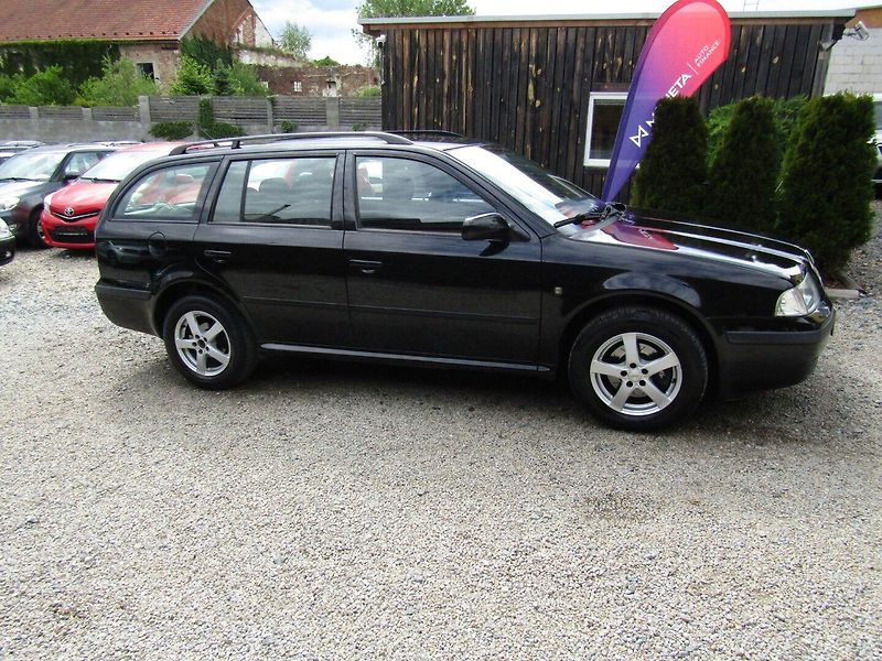 Škoda Octavia (2008) 1.9 TDI 74kW BEZ KOROZE - fotka 8 z 35
