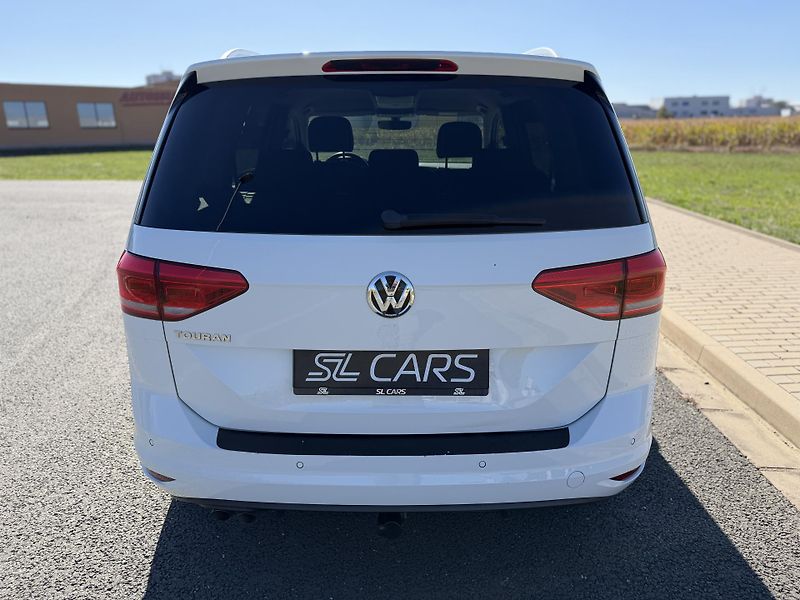 Volkswagen Touran 2.0 TDI HIGHLINE TAŽNÉ ROZVODY - fotka 4 z 41