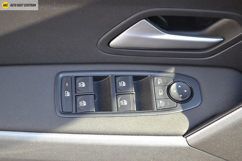 Dacia Bigster JOURNEY MILD HYBRID 140 - fotka 56 z 62