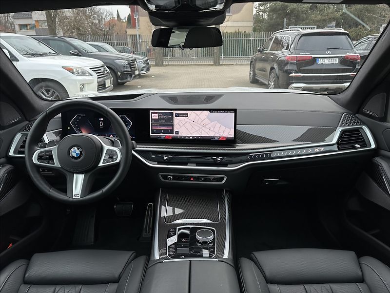 BMW X7 40d Msport Xdrive - fotka 12 z 43