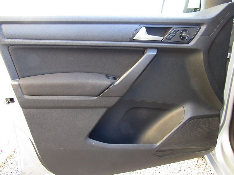 Volkswagen Caddy (2015) 2.0 TDI 75kW GENERATION FOUR - fotka 19 z 38