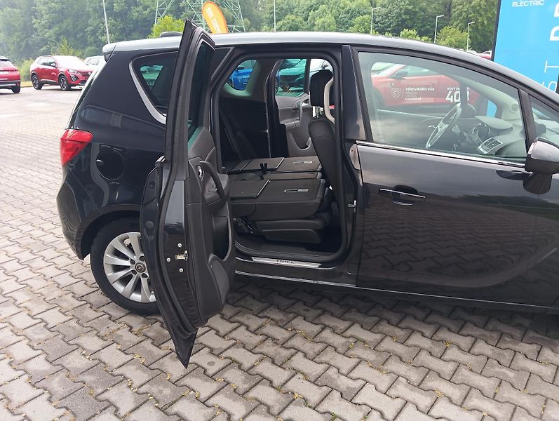 Opel Meriva (2016) - fotka 9 z 22