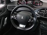 Peugeot 308 (2016) 1.2 e-THP, ČR,1.maj - náhled 13