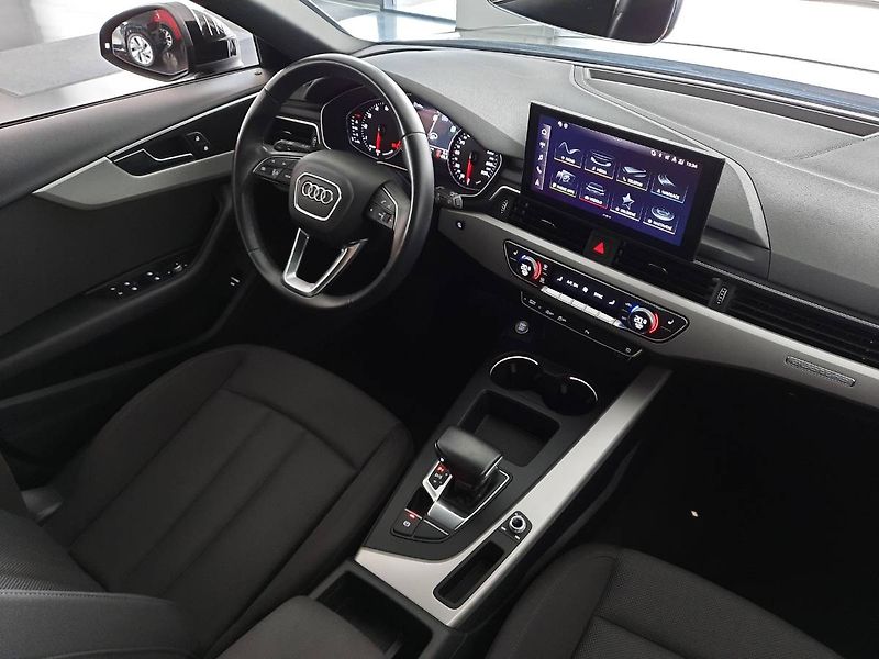 Audi A4 (2022) Avant 40 TFSI quattro (150kW/2 - fotka 12 z 26