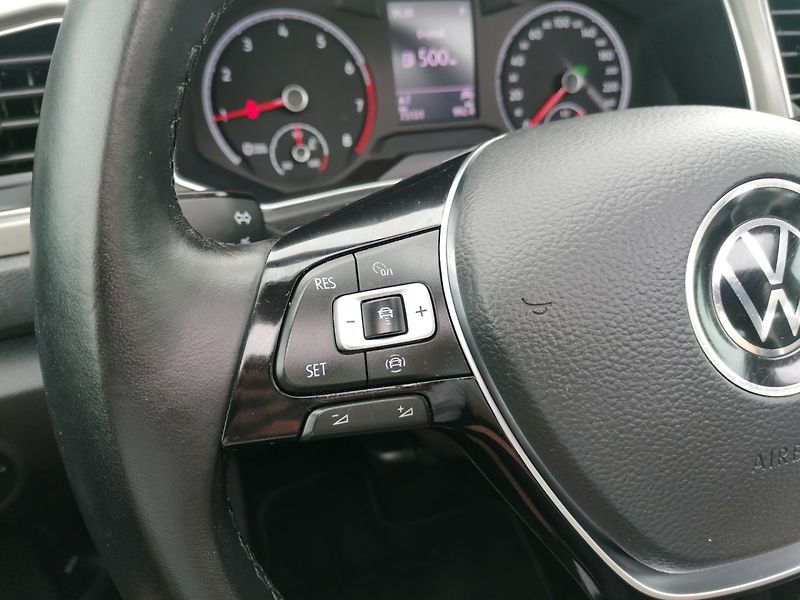 Volkswagen T-Roc (2021) 1.5 TSi DSG 110kW Pano,Kůže - fotka 17 z 29