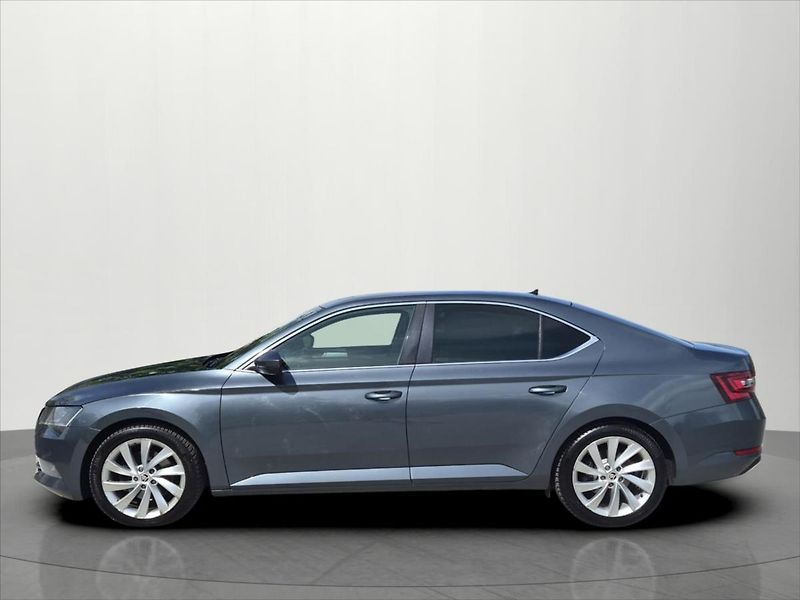 Škoda Superb 2,0 TDi 140 KW DSG STYLE ČR - fotka 4 z 25